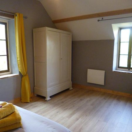 Oulches Le Moulin De Cors Bed & Breakfast エクステリア 写真