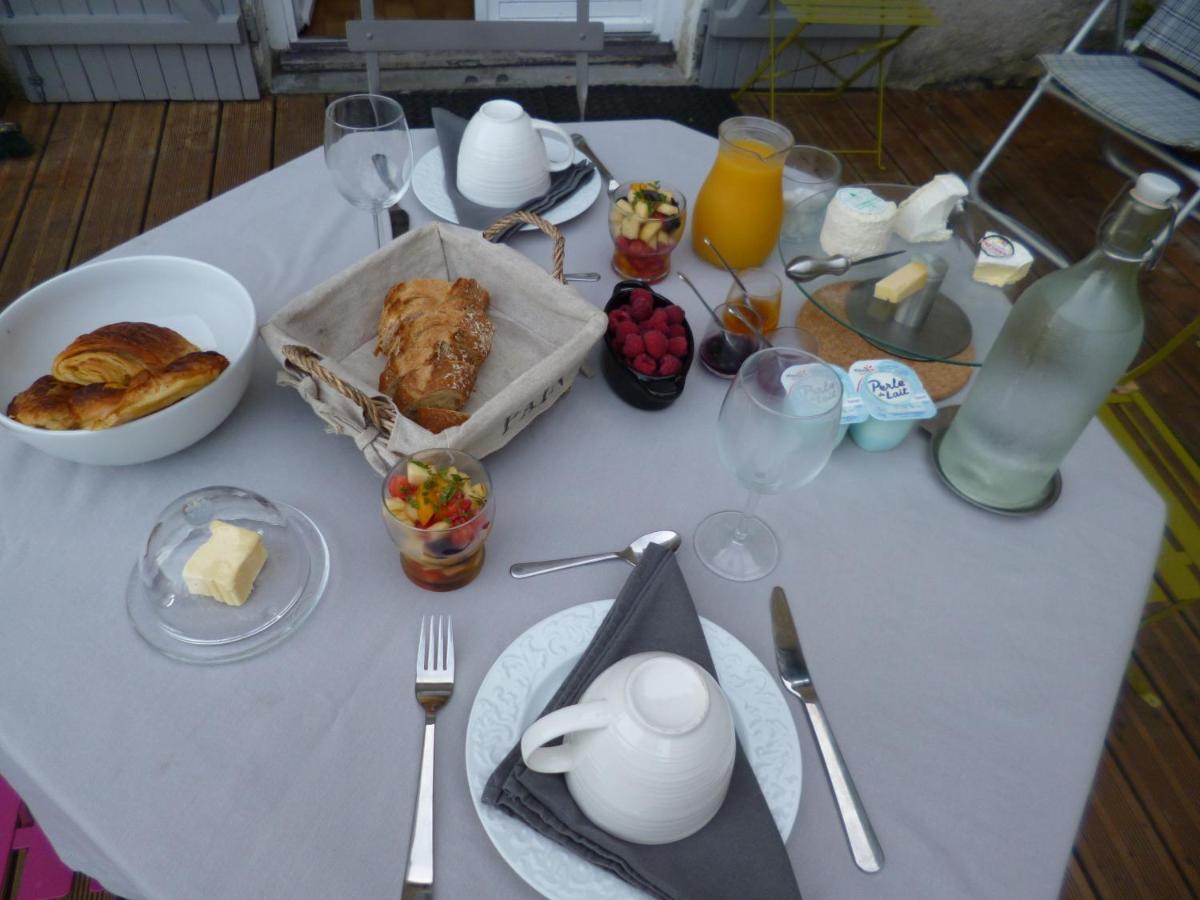 Oulches Le Moulin De Cors Bed & Breakfast エクステリア 写真