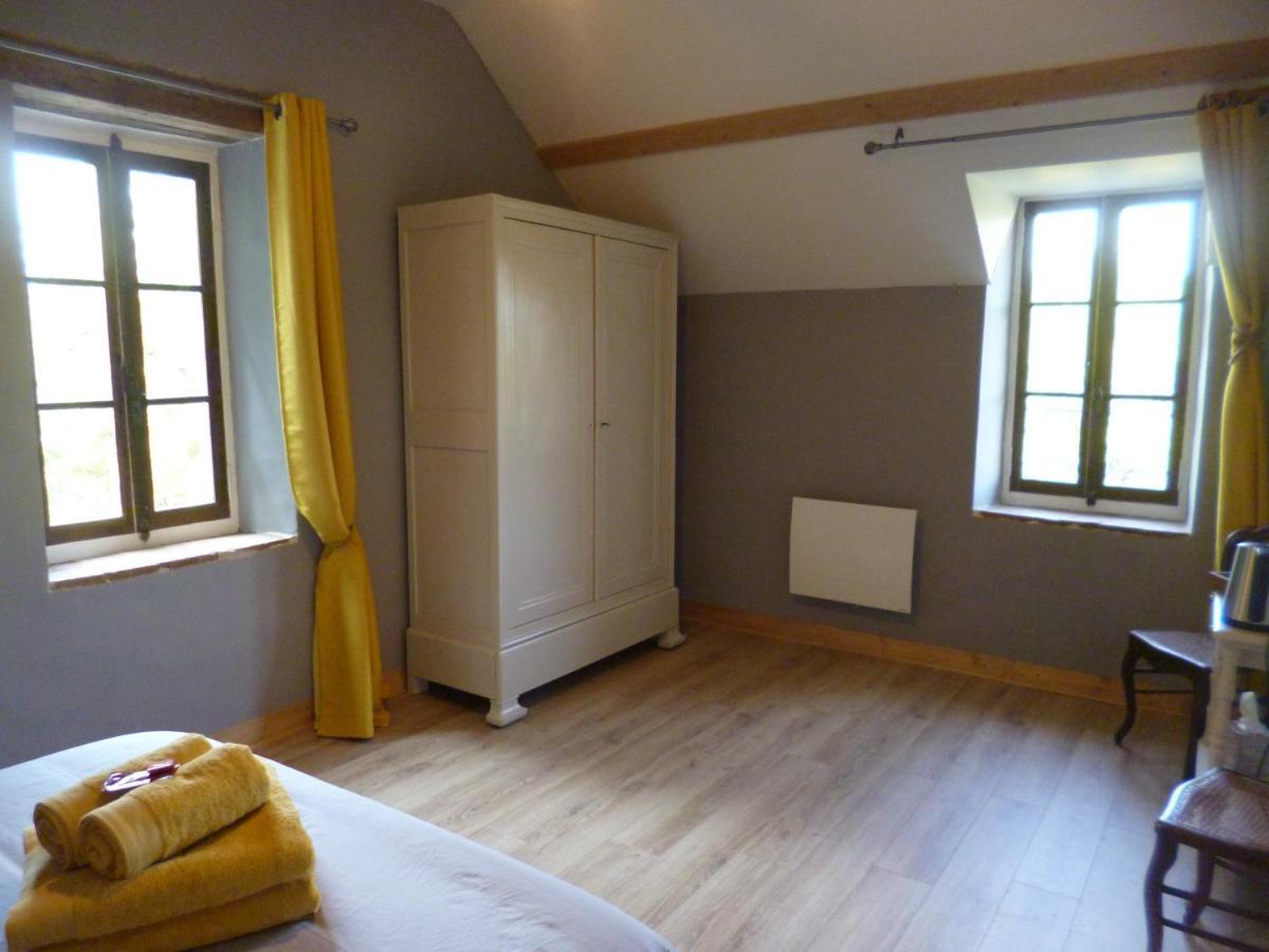 Oulches Le Moulin De Cors Bed & Breakfast エクステリア 写真