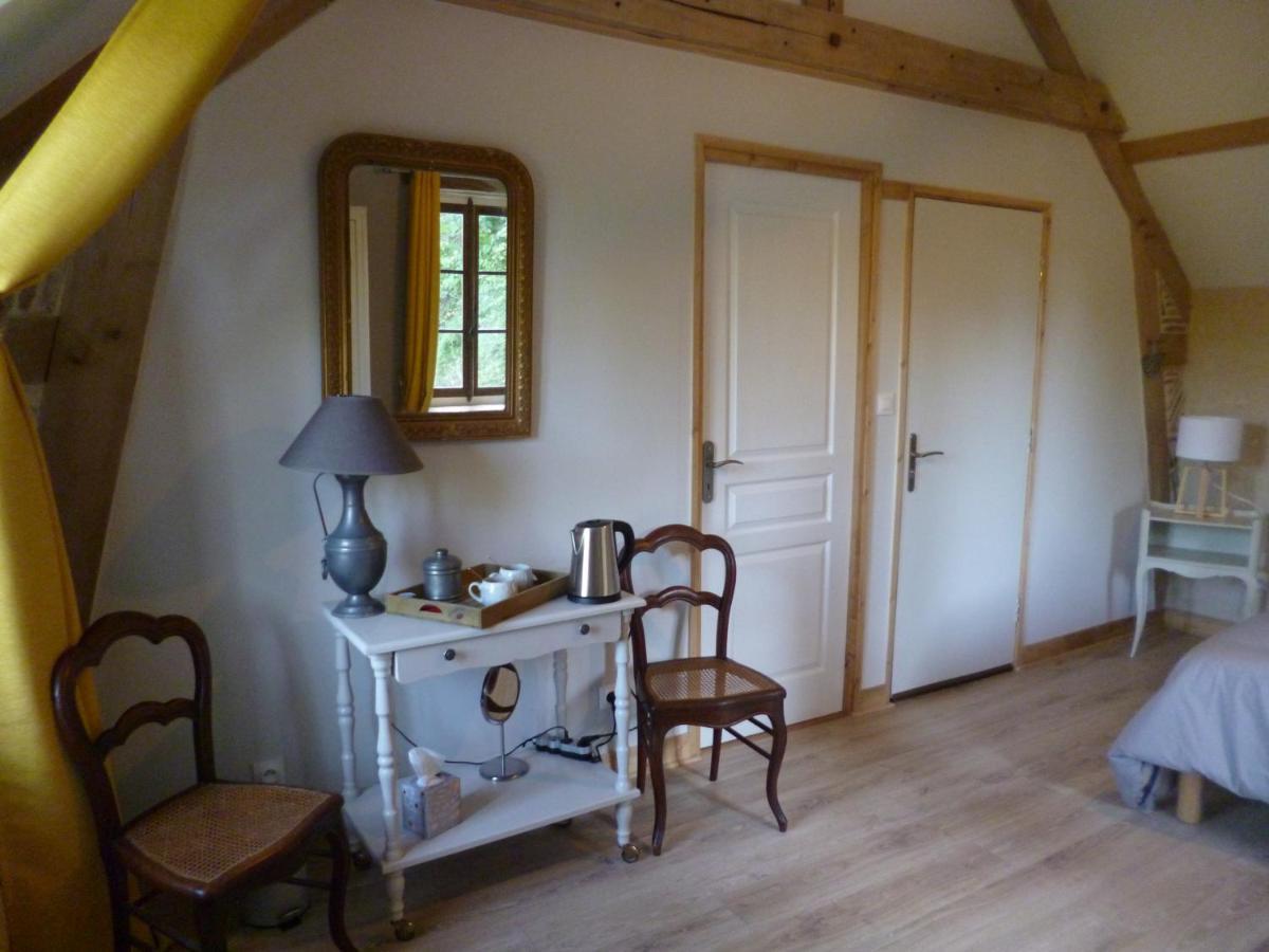 Oulches Le Moulin De Cors Bed & Breakfast エクステリア 写真